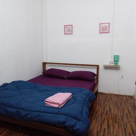 Bami Hostel Thakhek Exterior photo