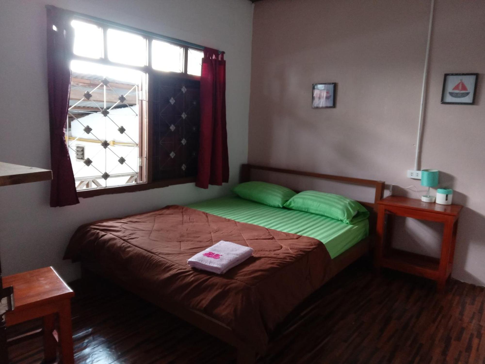 Bami Hostel Thakhek Exterior photo